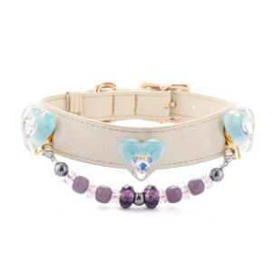 2 Heart-shaped pet collar